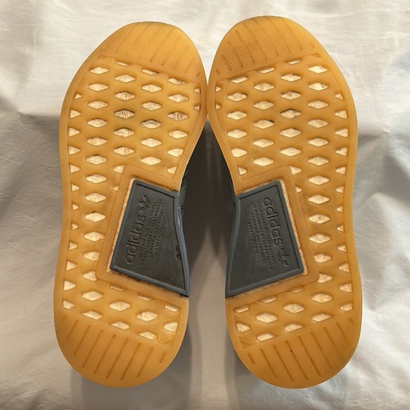 Adidas Originals NMD_R2 - Picture 5 of 7